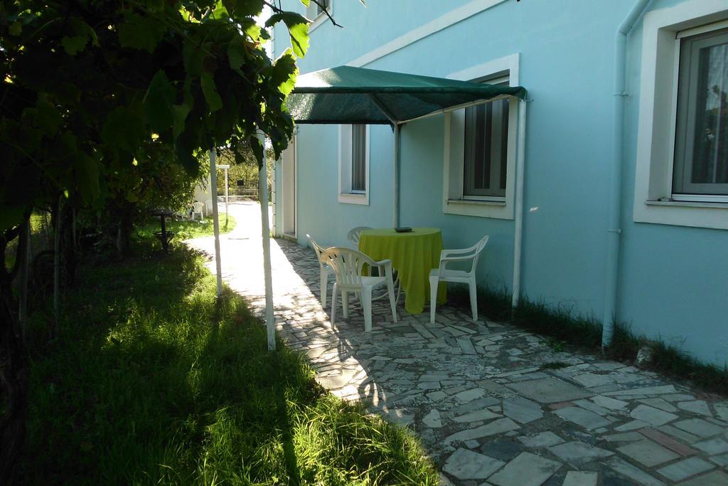 Apartmán Tom'S House Skriperon Exteriér fotografie
